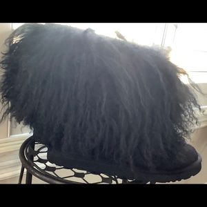 UGG with sheepskin cuff boot - black